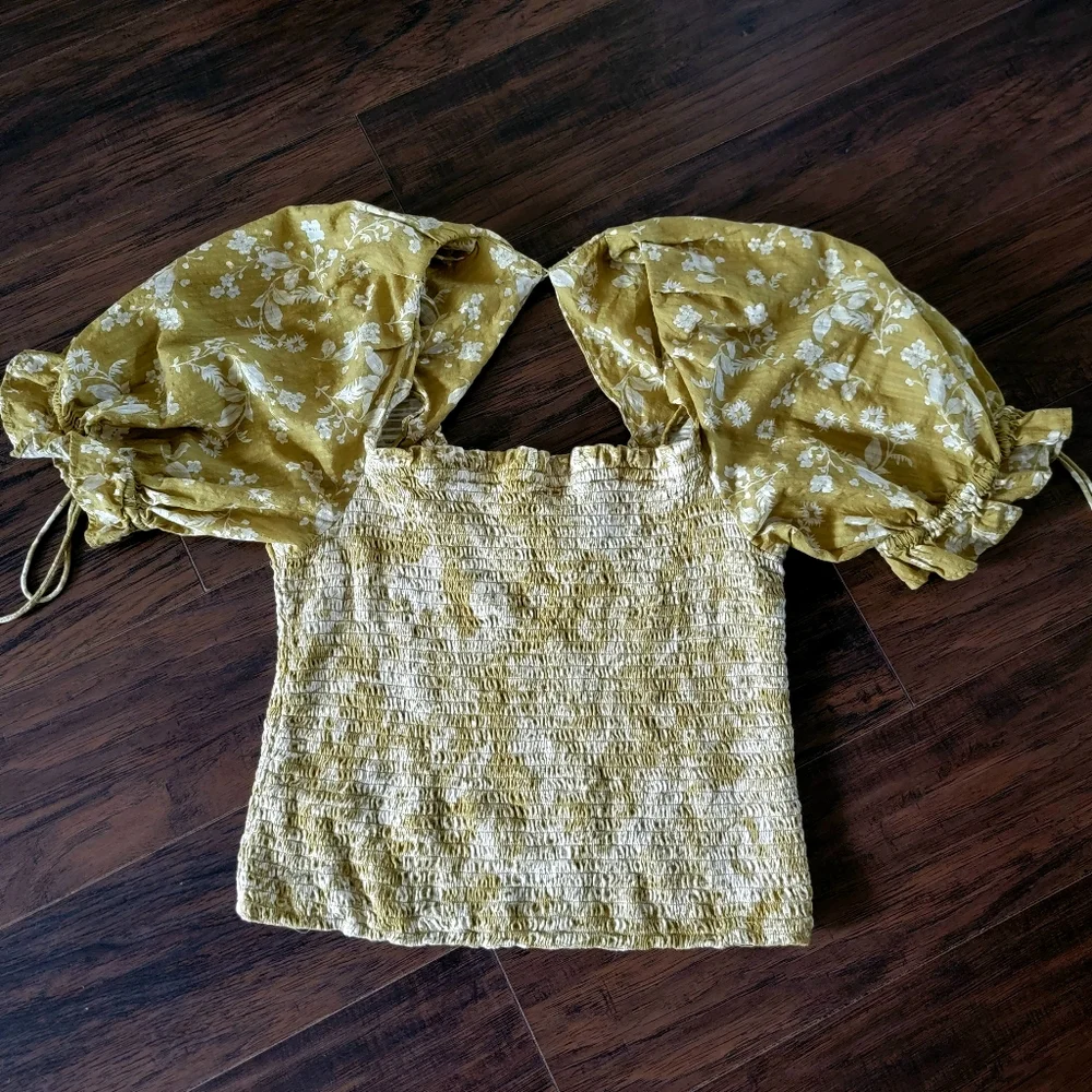 Anthropologie‎ Cotton Seersucker Smocked Puff-Sleeve Crop Top Large Chartreuse - Picture 5 of 15